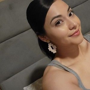 Meet your Posher, Karina